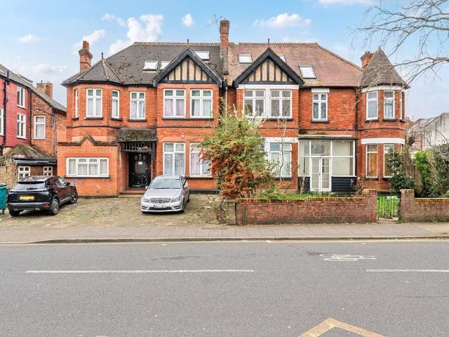 House for sale in Wealdstone, Greater London