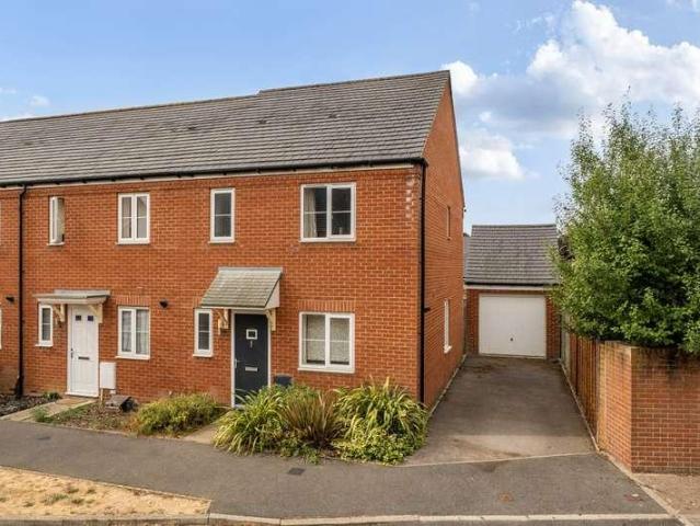 House for sale in Evershot, Oxfordshire