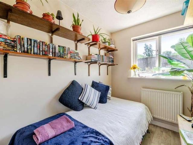 House for sale in Little London, Oakhill