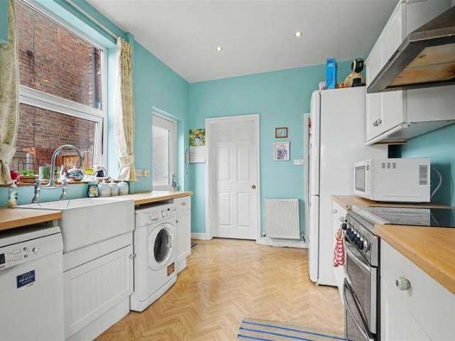 House for sale in Caldermill, East Midlands