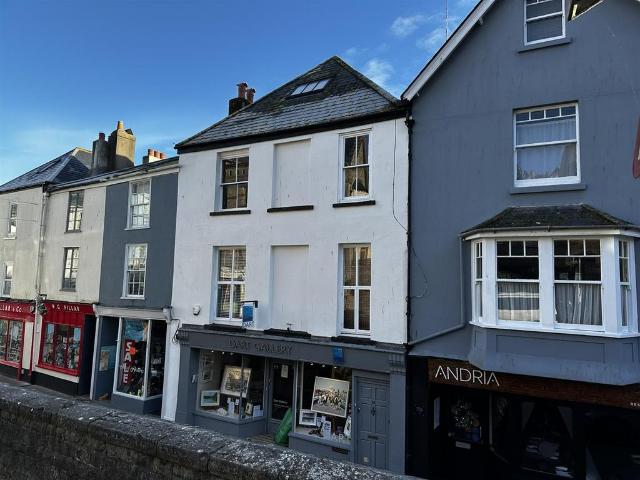 House for sale in Strode, Devon
