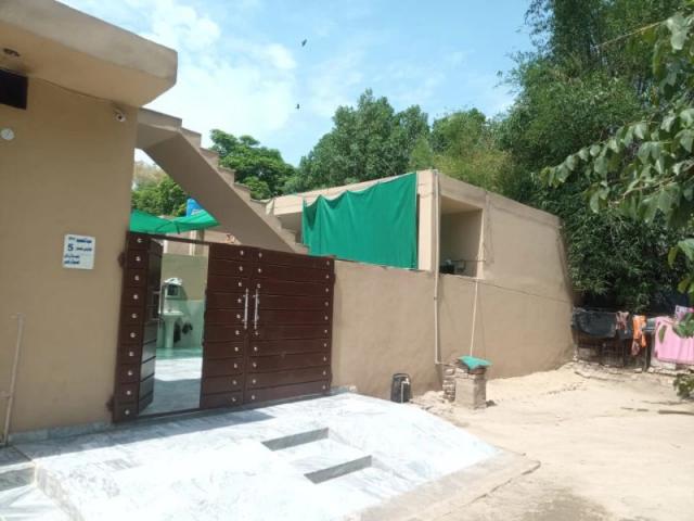 House for sale in Model Town
