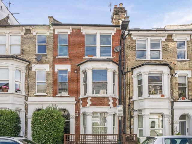 House for sale in Shepherd's Bush, Greater London