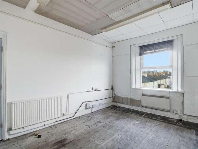 House for sale in Seaford, Iford