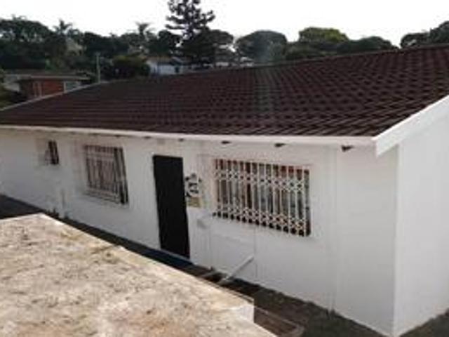 House for sale in Chatsworth, Kwazulu-natal