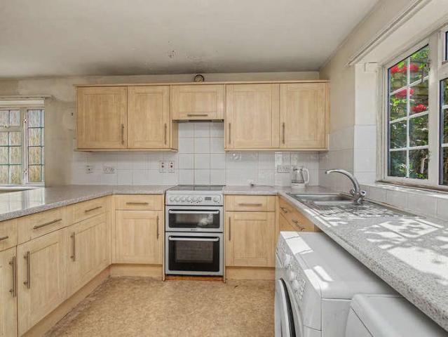 House for sale in Black Bourton, Oxfordshire