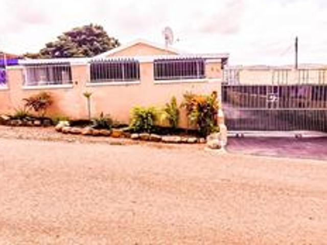 House for sale in Phoenix, Kwazulu-natal
