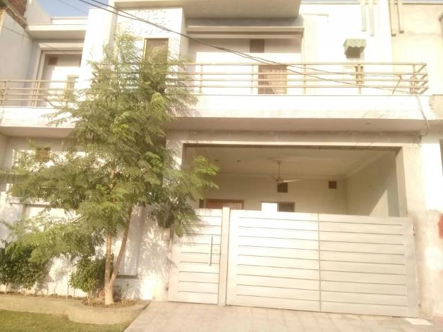 House for sale in Faisalabad, Islamabad Capital Territory