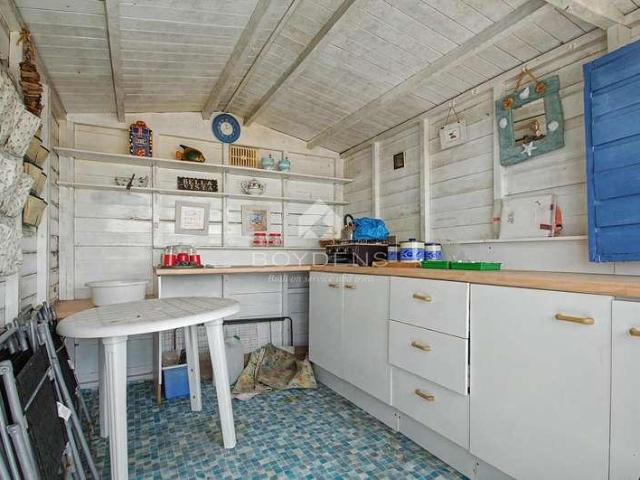 House for sale in Frinton and Walton, Dale Hill