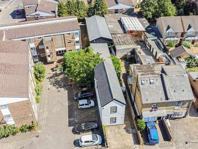 House for sale in Norbiton, Greater London