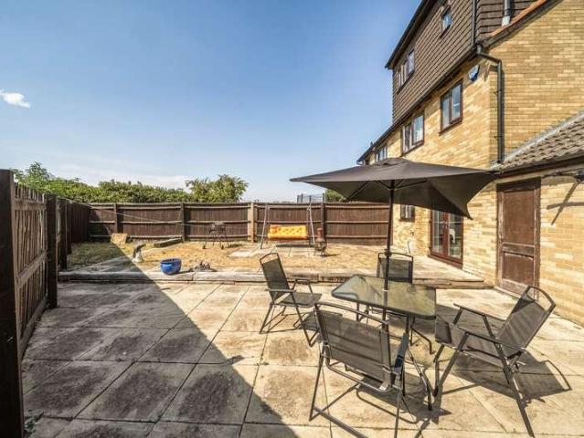 House for sale in The Slade, Oxfordshire