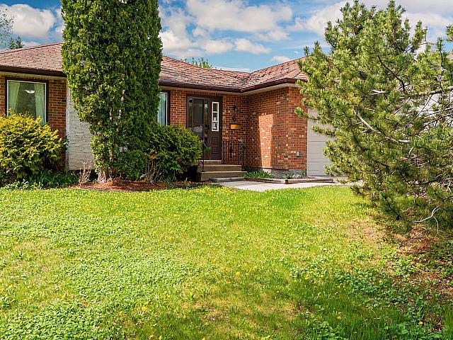 House for sale in East St. Paul, Manitoba