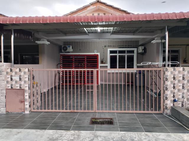 Terraced House for sale in Kuala Selangor, Selangor
