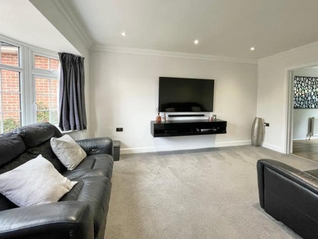 House for sale in Farnborough, Hampshire