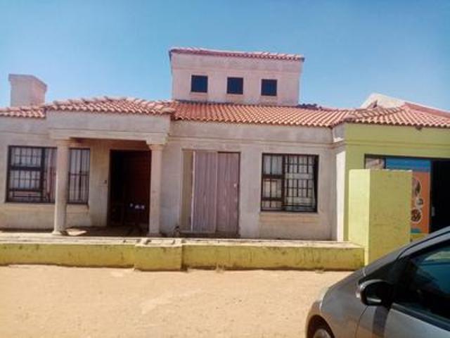 House for sale in Vosloorus, Gauteng