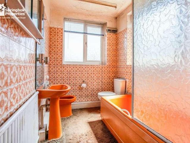 House for sale in Sheffield, Crystal Peaks