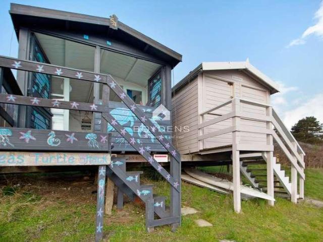 House for sale in Frinton and Walton, Dale Hill