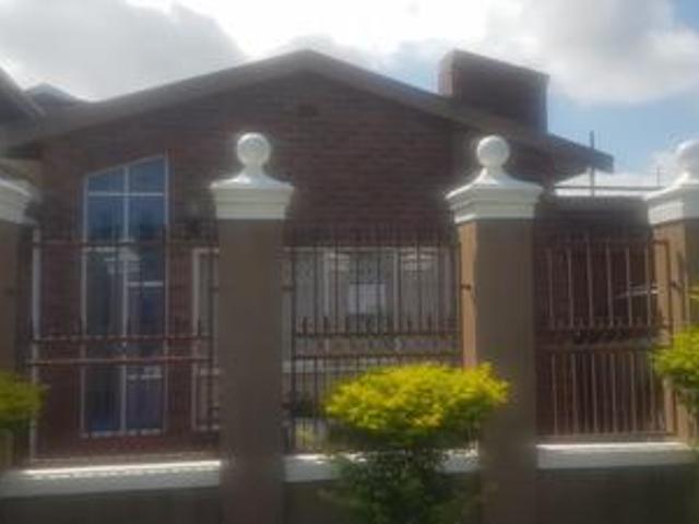 House for sale in Phoenix, Kwazulu-natal