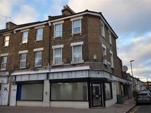 House for sale in West Ham, Greater London