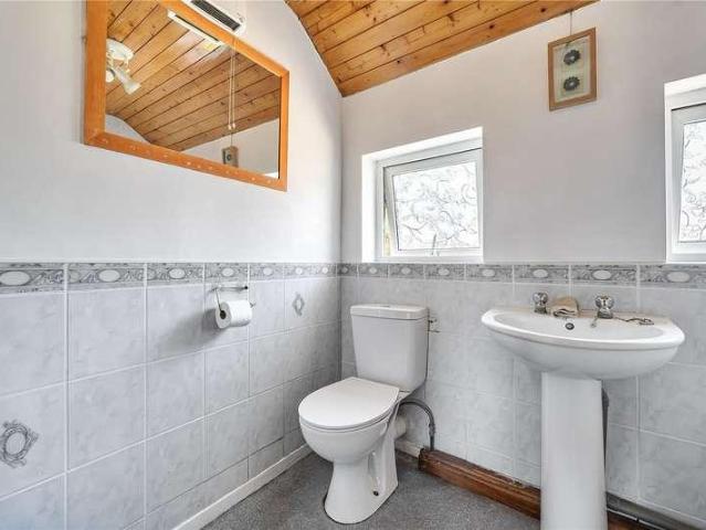 House for sale in Evershot, Oxfordshire