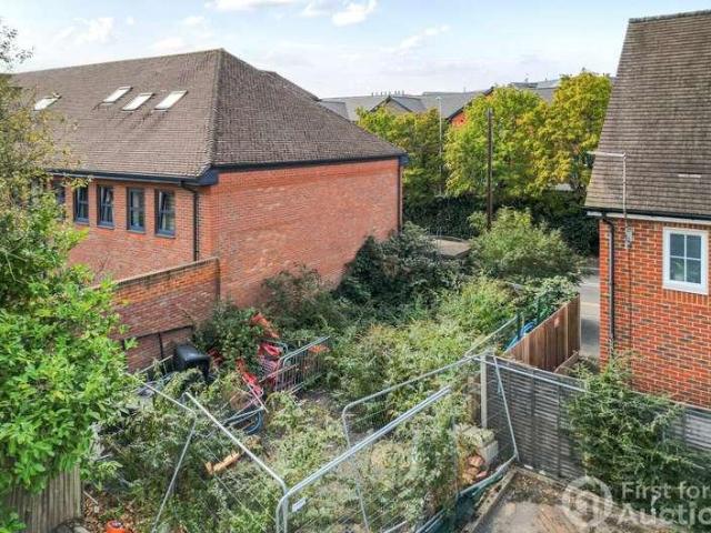 House for sale in Wokingham