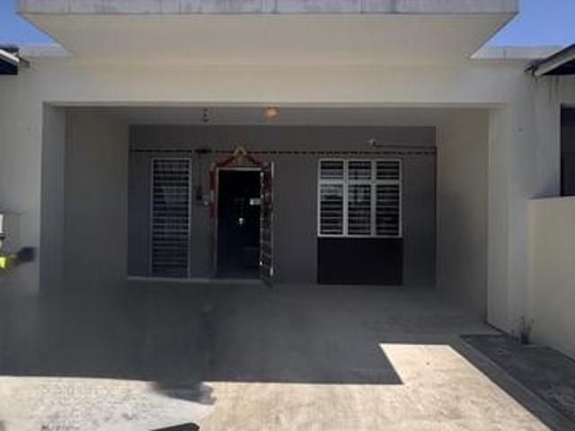 Terraced House for sale in Tanjong Sepat, Selangor