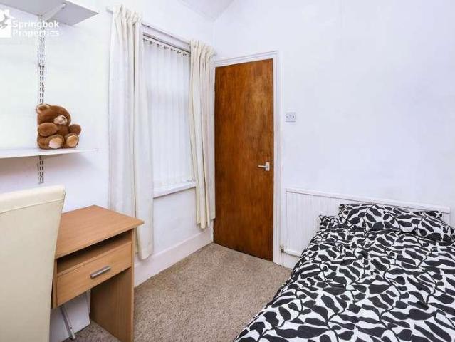 House for sale in Clwyd