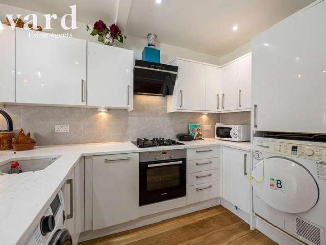 House for sale in Whitehawk, Brighton & Hove