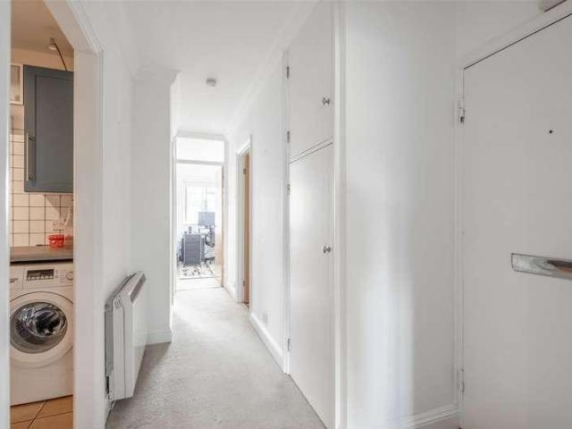 House for sale in Windsor, Clewer New Town