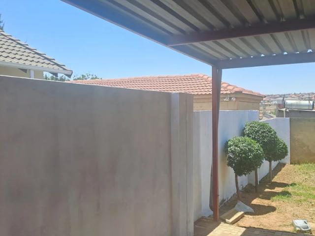 House for sale in Vosloorus, Gauteng