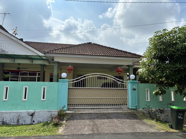 Residential House for sale in Lunas, Kedah