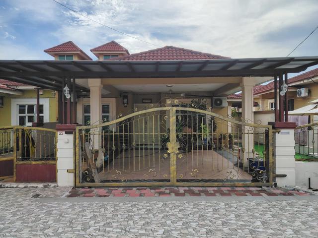 Residential House for sale in Kompleks Perumahan Ibu Pejabat Polis Daerah IPD Melaka Tengah, Bandaraya Melaka