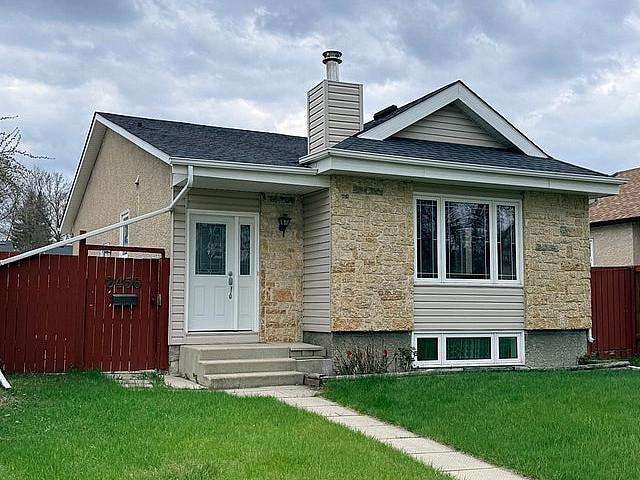 House for sale in East St. Paul, Manitoba
