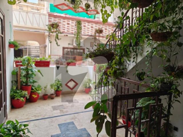 House for sale in Gulshan-e-Iqbal Block 2, کراچی ڈویژن