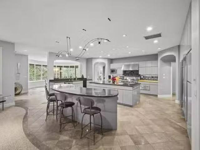 House for sale in Anmore, British Columbia