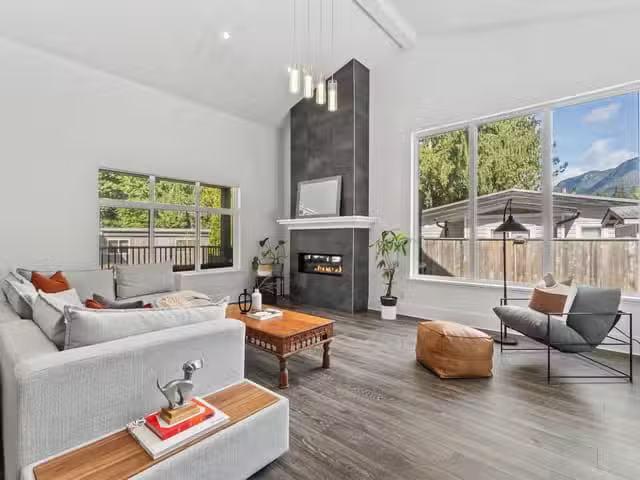 House for sale in Anmore, British Columbia