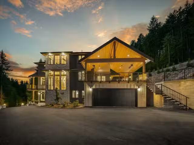 House for sale in Anmore, British Columbia