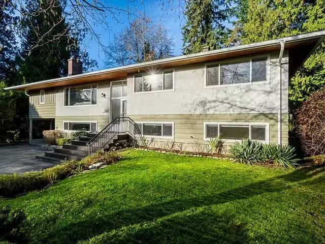 House for sale in Anmore, British Columbia