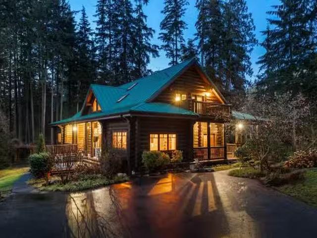 House for sale in Anmore, British Columbia