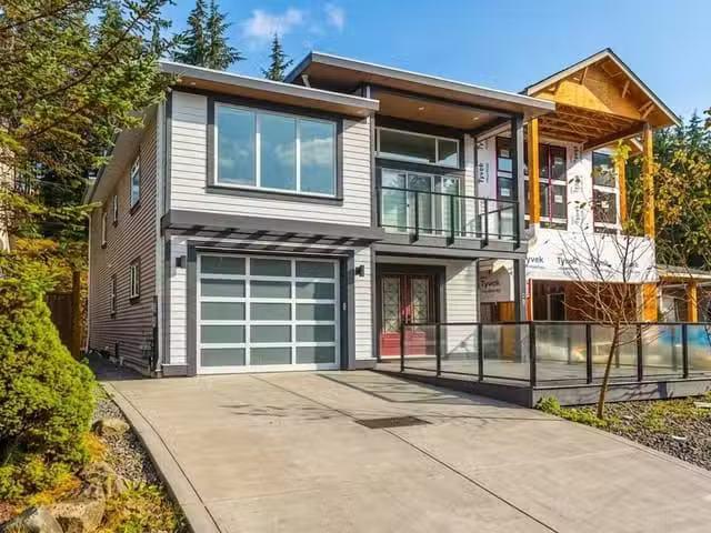 House for sale in Anmore, British Columbia