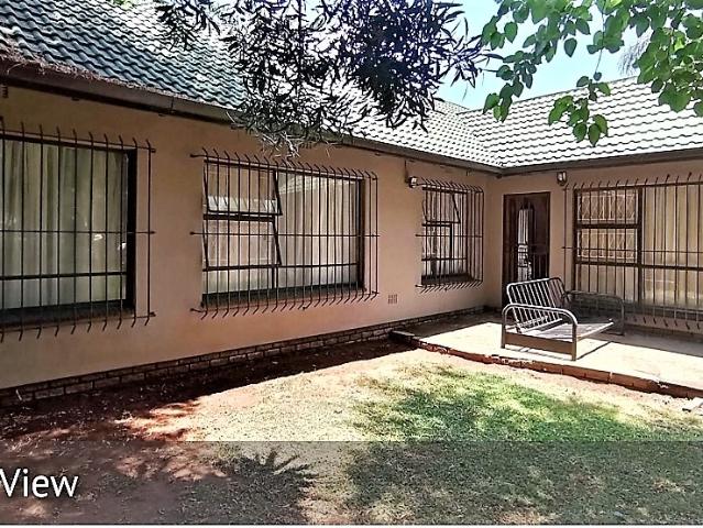 House for sale in Kempton Park