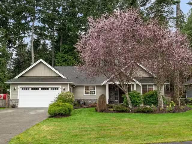 House for sale in Bowser, British Columbia