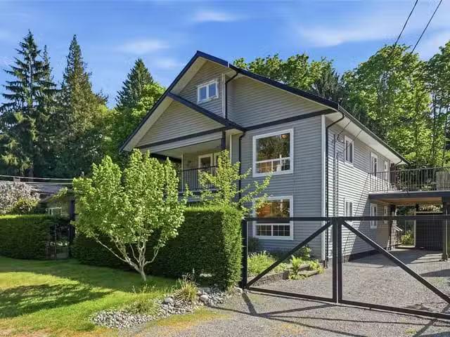 House for sale in Bowser, British Columbia