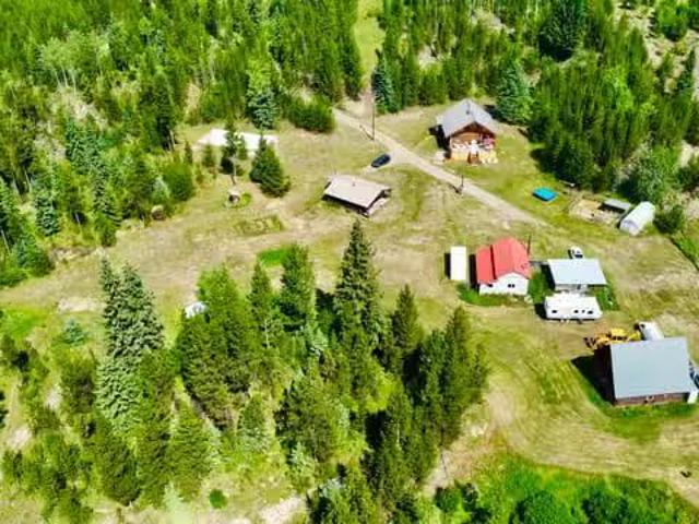 House for sale in Caribou Hide, British Columbia