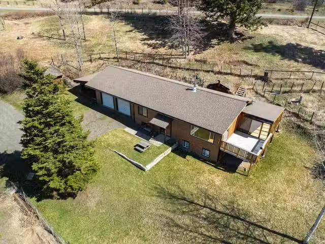 House for sale in Caribou Hide, British Columbia