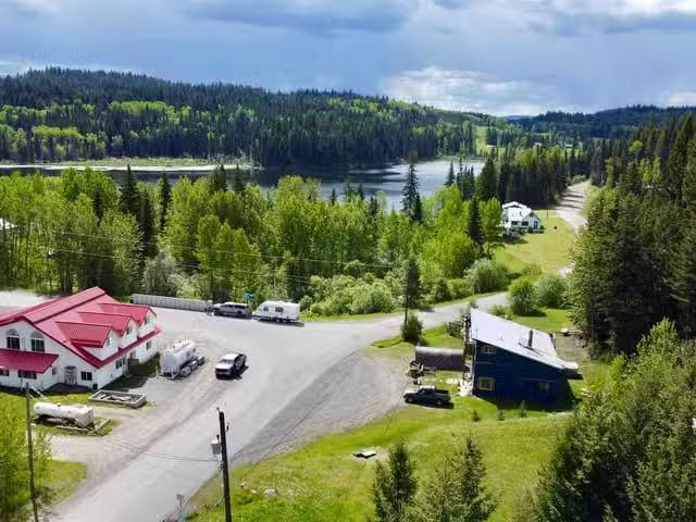 House for sale in Caribou Hide, British Columbia