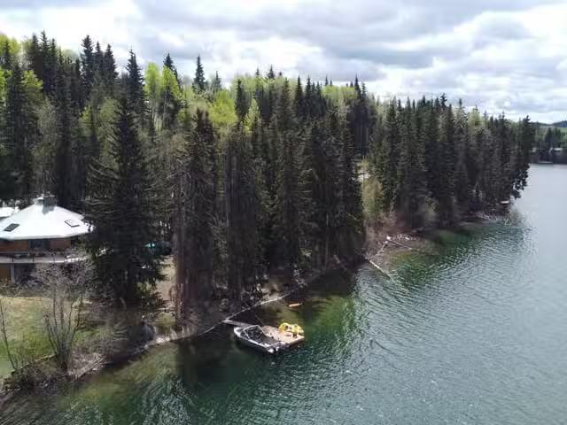 House for sale in Caribou Hide, British Columbia