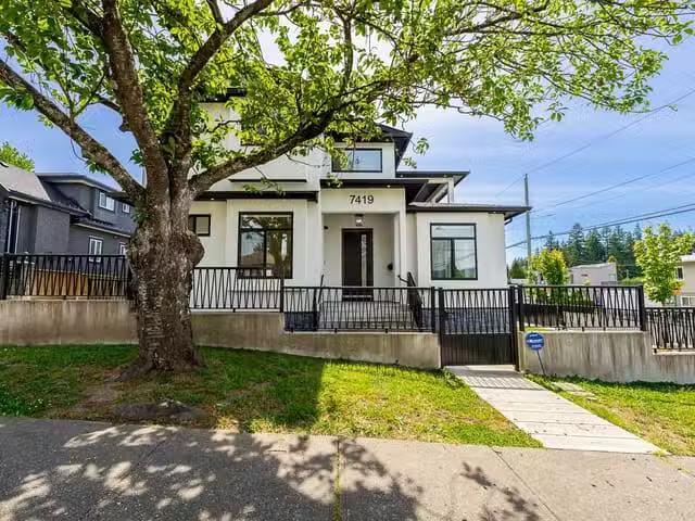 House for sale in Burnaby, British Columbia