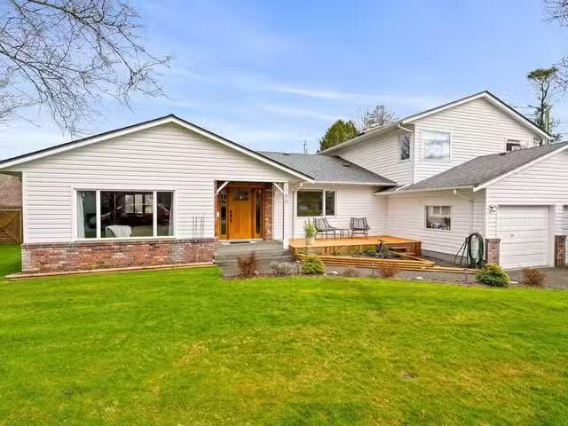 House for sale in Strathcona, British Columbia