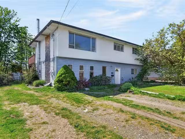 House for sale in Strathcona, British Columbia
